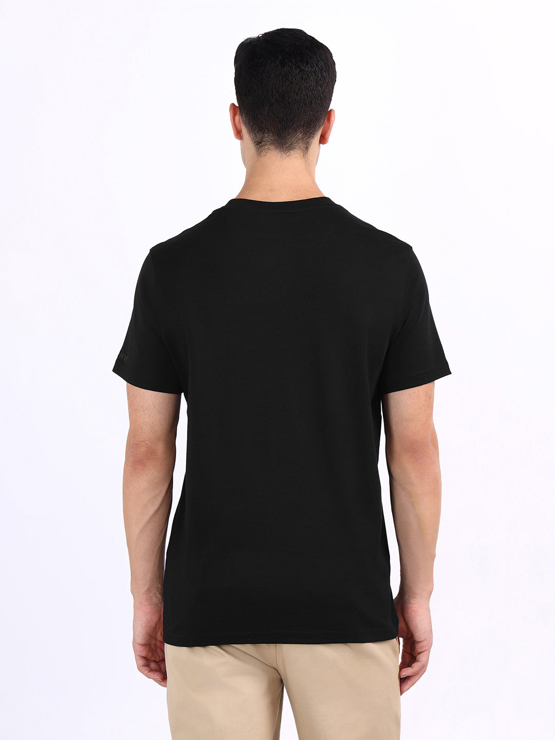 Iconic Men Black Solid Crew Neck Tshirt