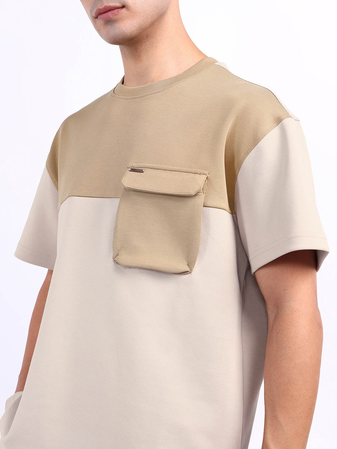 Iconic Men Beige Coloublocked Crew Neck Tshirt