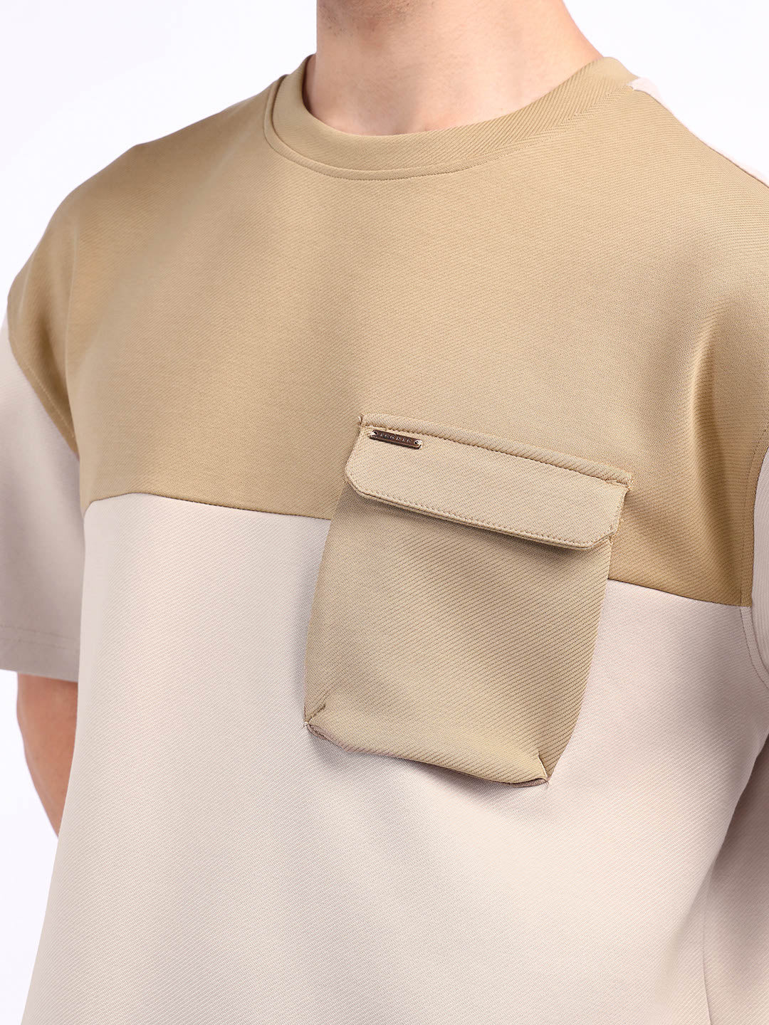 Iconic Men Beige Coloublocked Crew Neck Tshirt