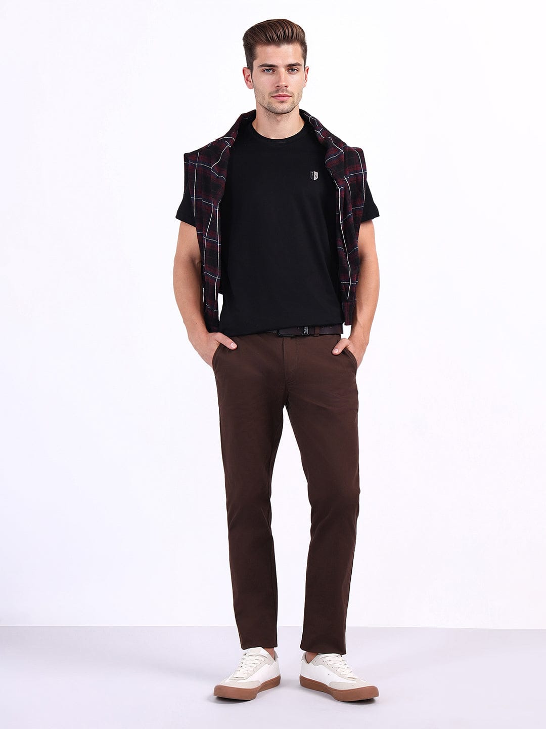 Iconic Men Black Solid Crew Neck Tshirt