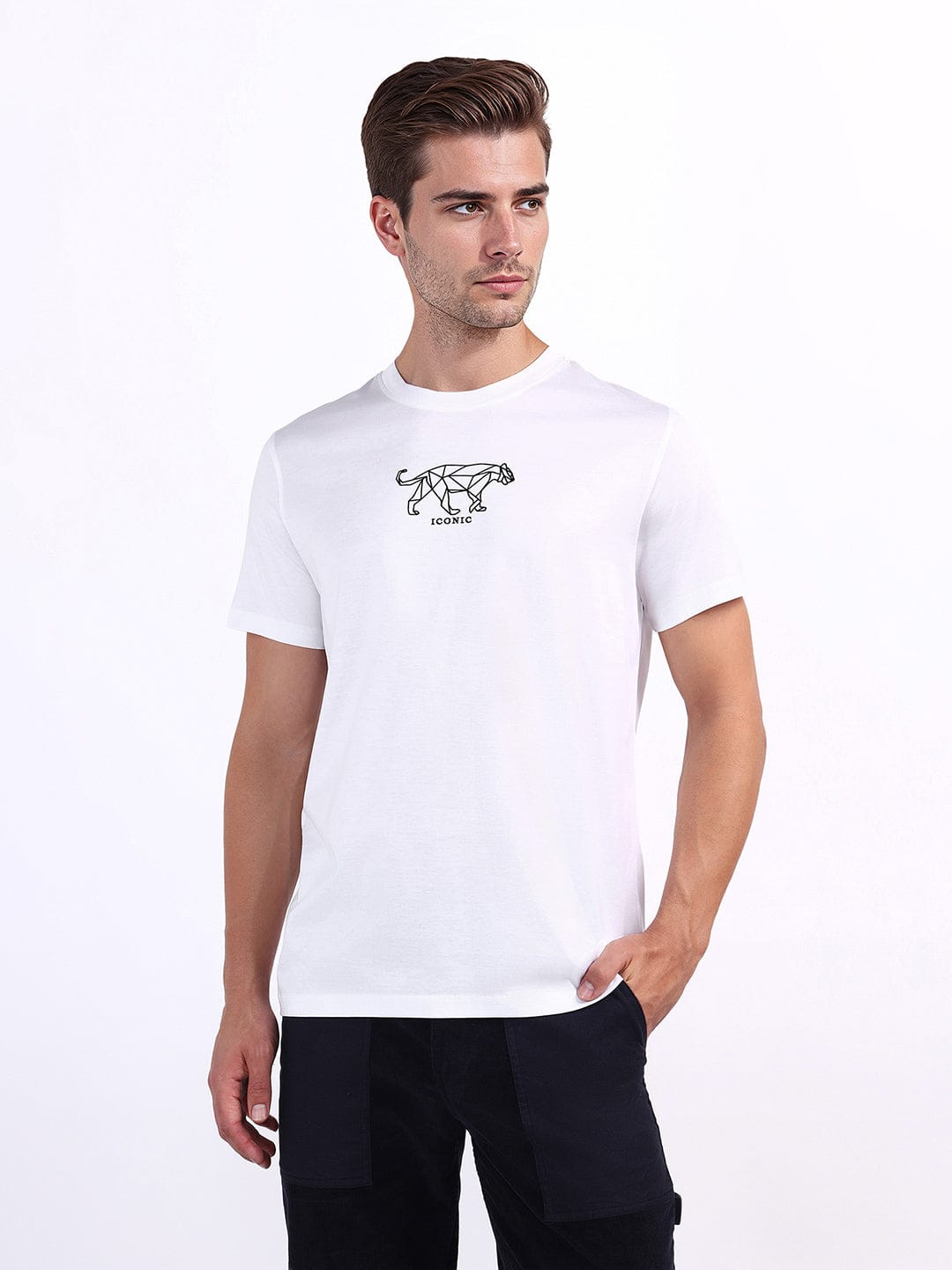 Iconic Men White Solid Crew Neck Tshirt