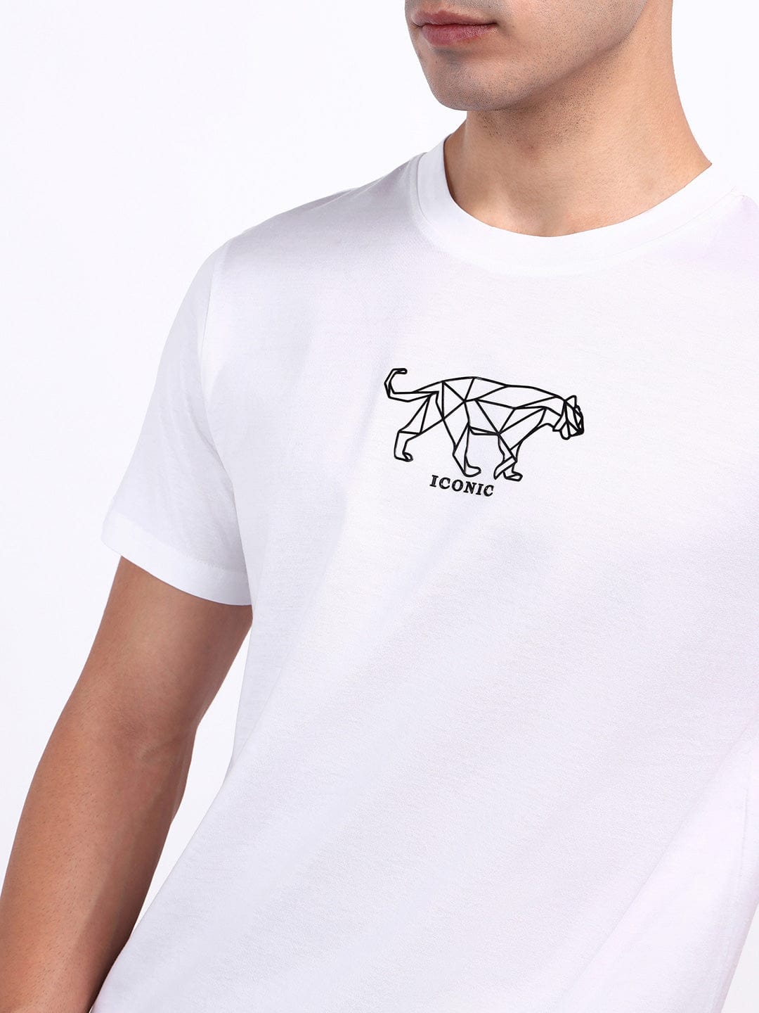 Iconic Men White Solid Crew Neck Tshirt