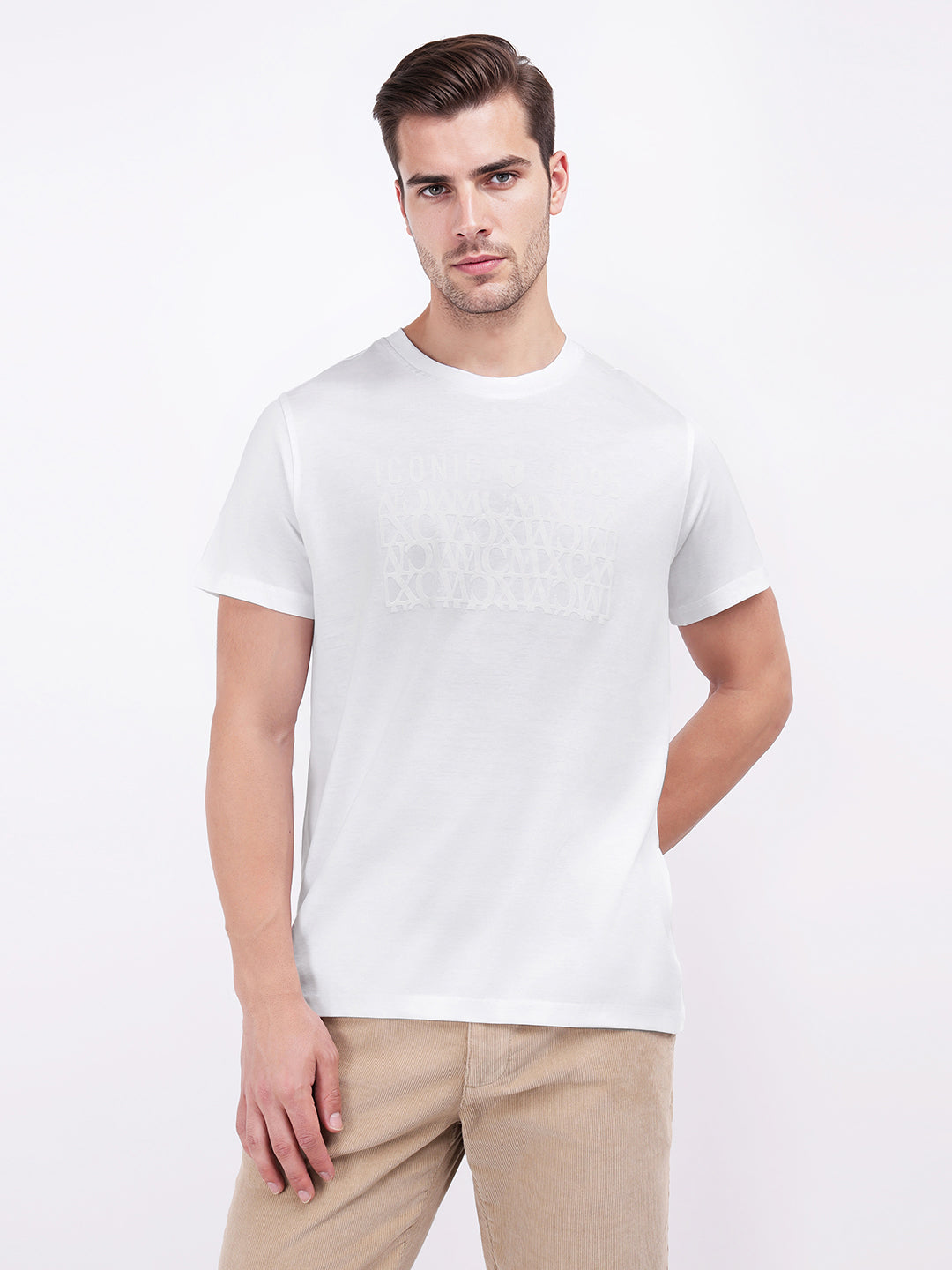 Iconic Men White Solid Crew Neck Tshirt