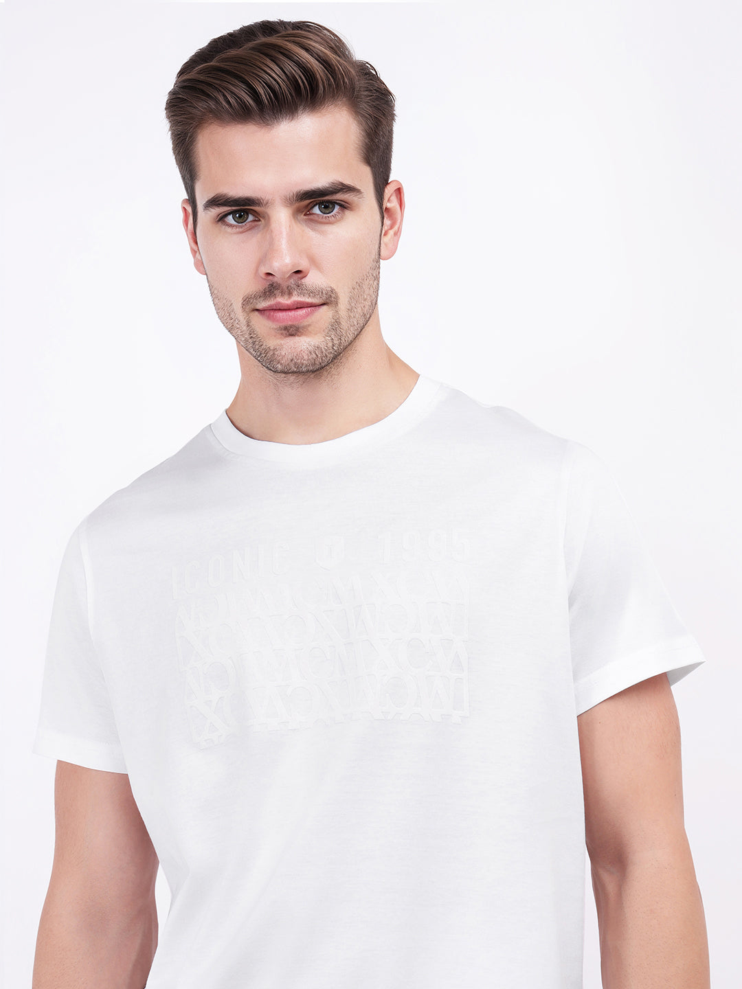 Iconic Men White Solid Crew Neck Tshirt