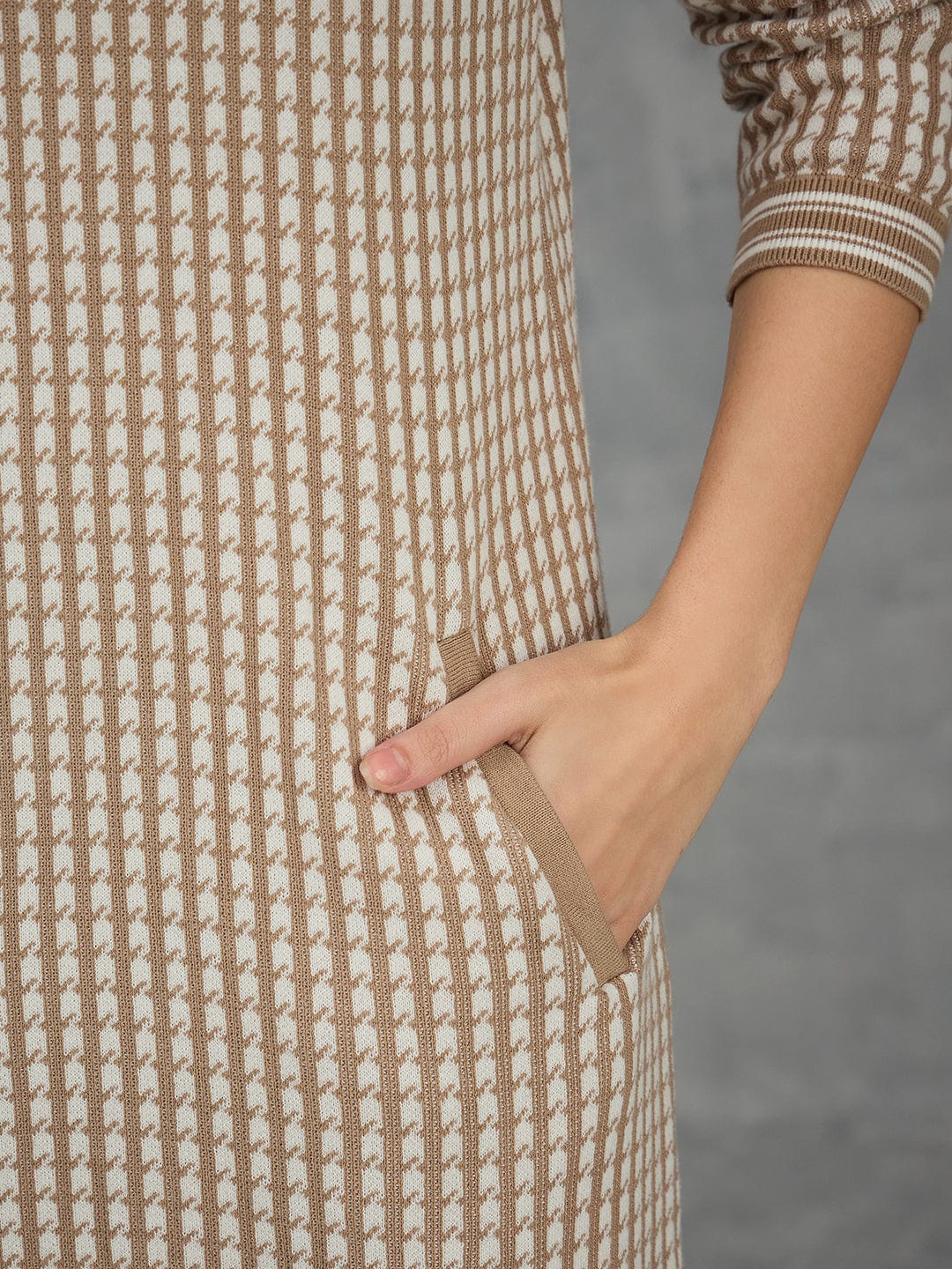 Iconic Women Beige Solid Pure Cotton Round Neck Straight Dress