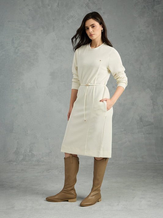 Iconic Women Cream Solid Round Neck Straight Fit Dress
