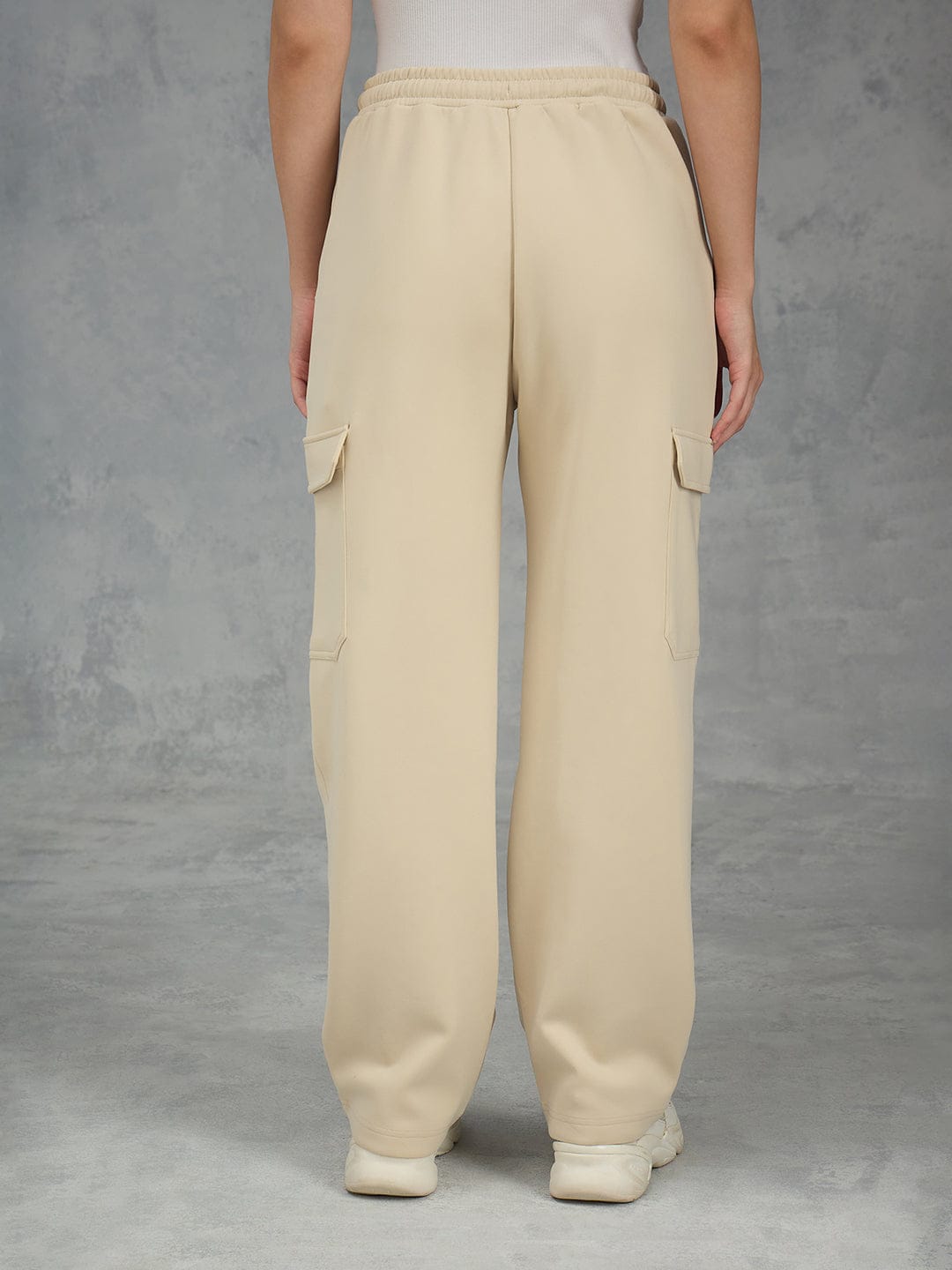 Iconic Women Cream Solid Straight Fit Sweat Pant