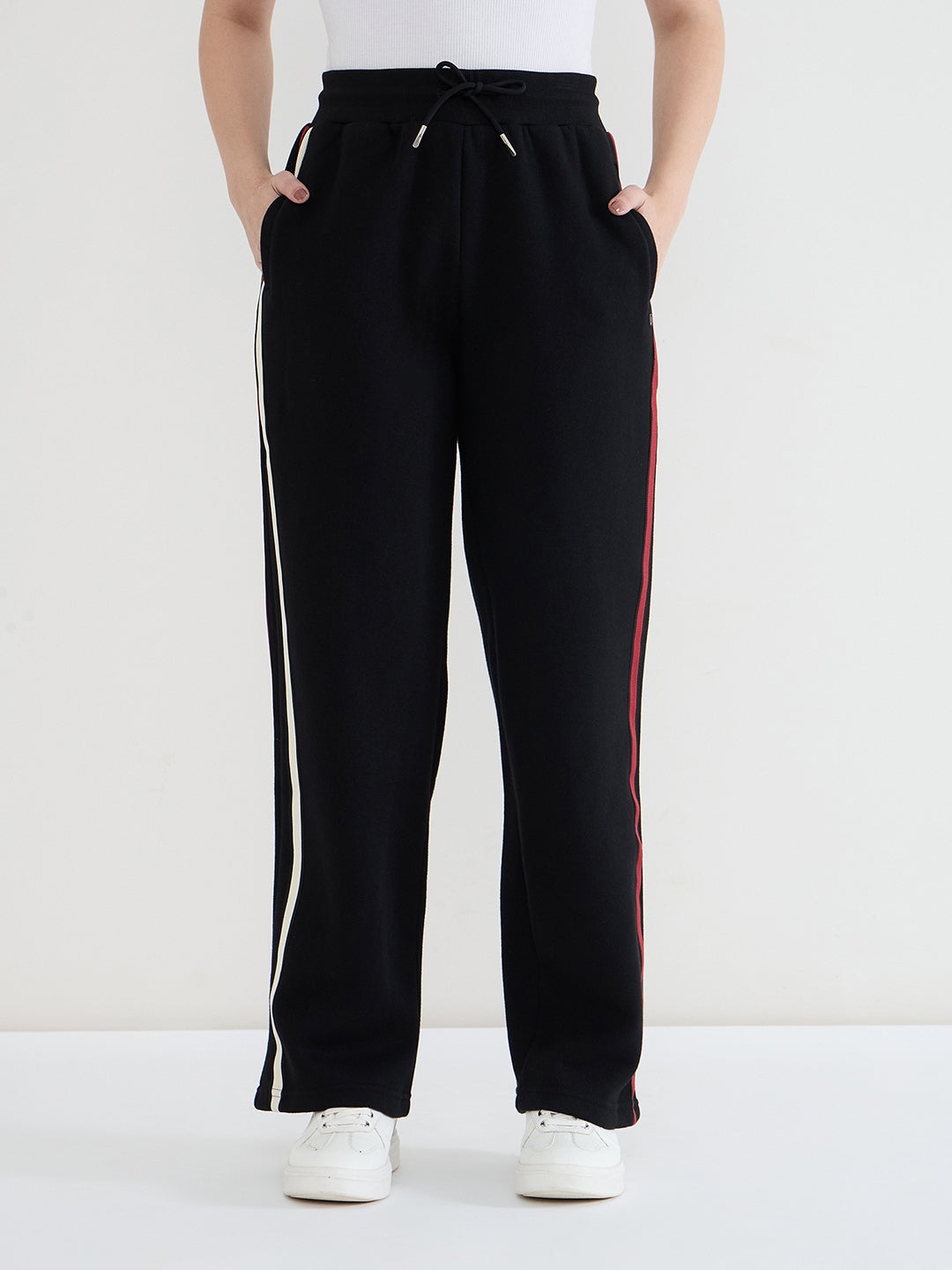 Iconic Women Black Solid Straight Fit Sweat Pant