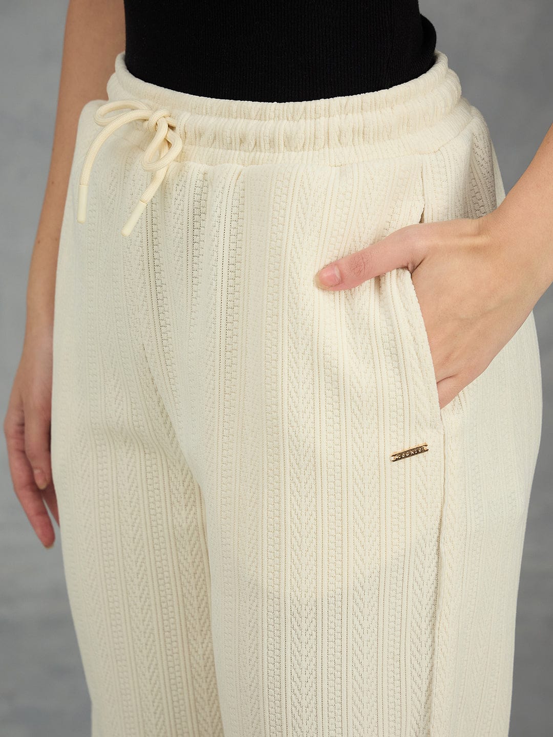 Iconic Women Cream Solid Straight Fit Sweat Pant