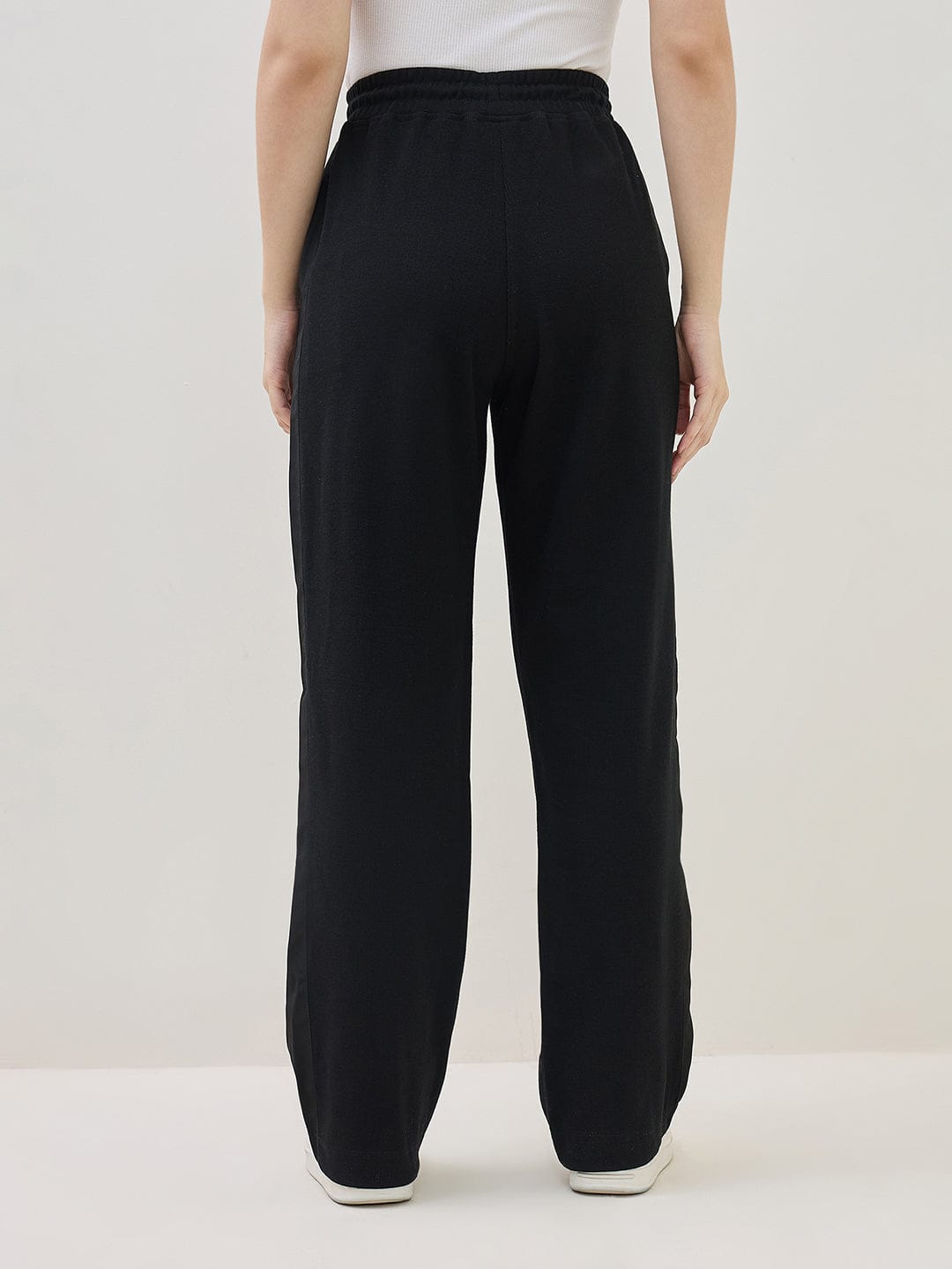 ICONIC Women Black Regular Fit Sweatpant