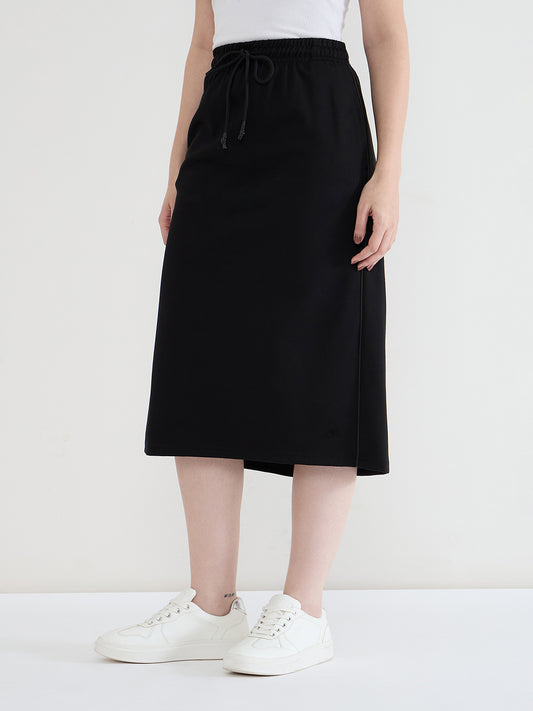 Iconic Women Black Solid Midi Skirt