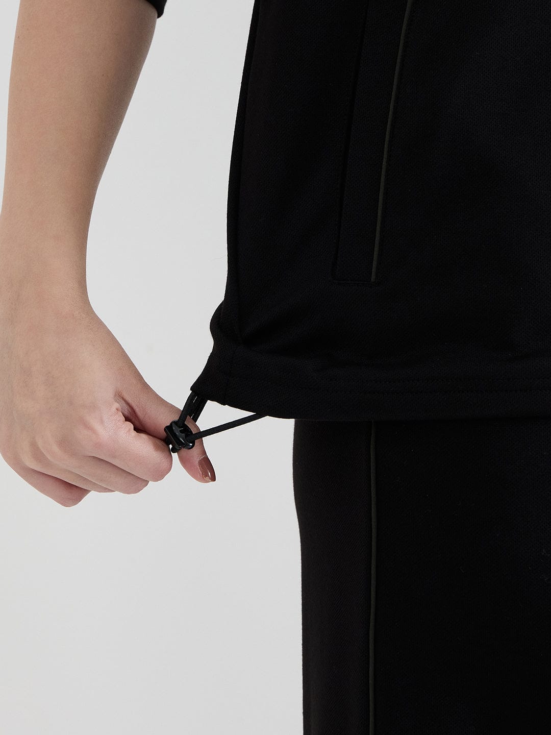 Iconic Women Black Solid Collared Sweatshirt