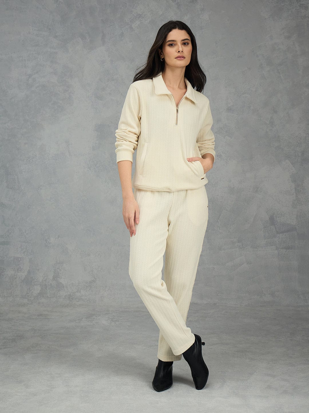 Iconic Women Cream Solid Collared Sweatshirt