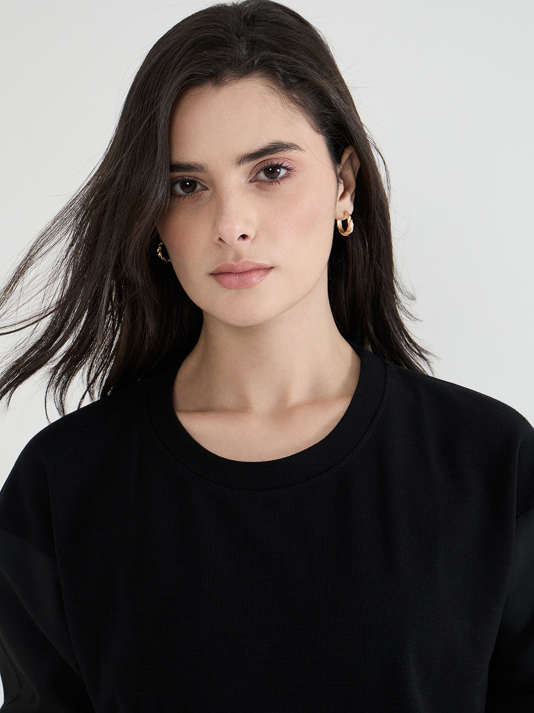 Iconic Women Black Solid Round Neck Boxy Fit T-Shirt