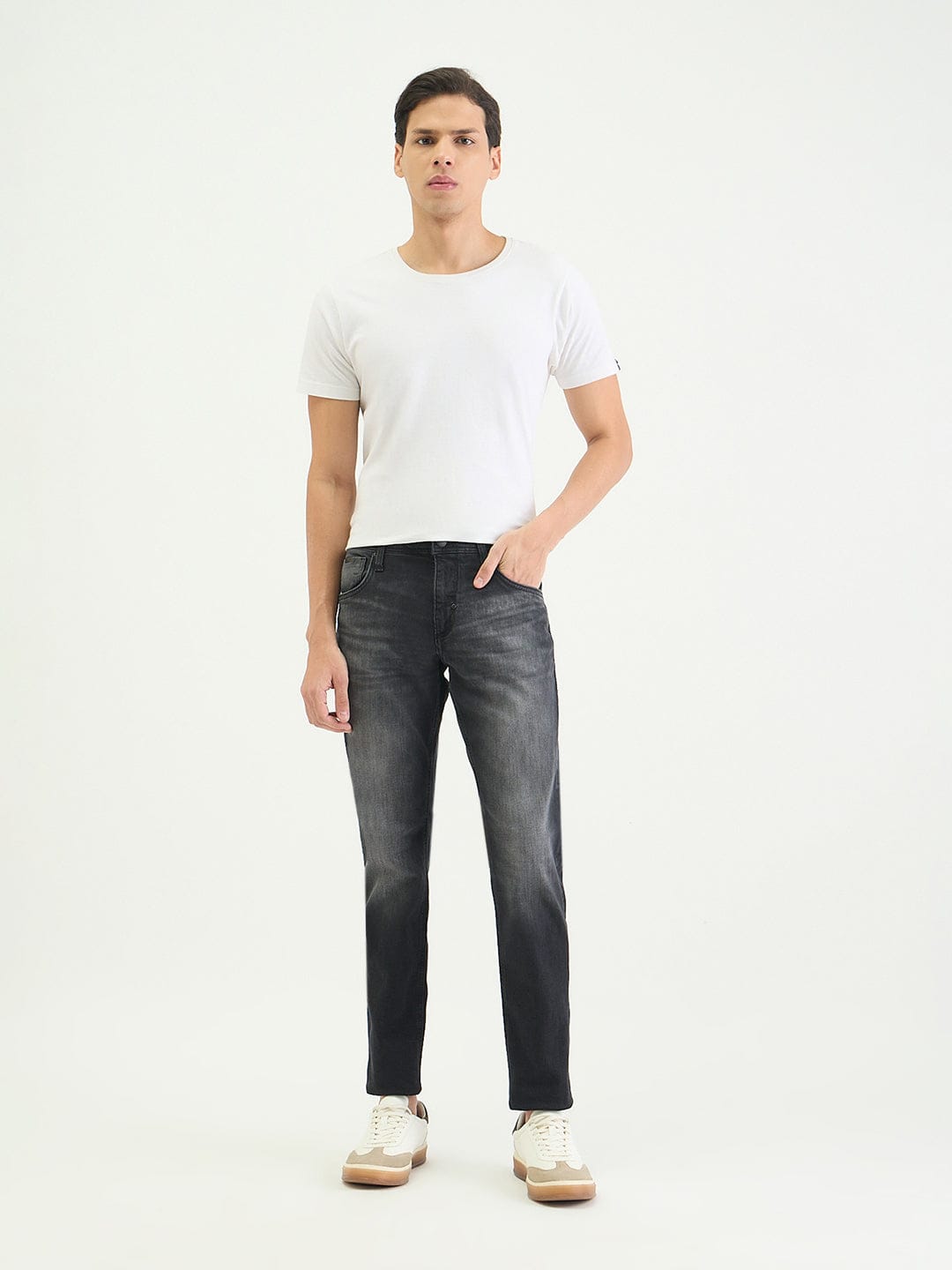 Antony Morato Men Tapered Fit Charcoal Black Solid Jeans