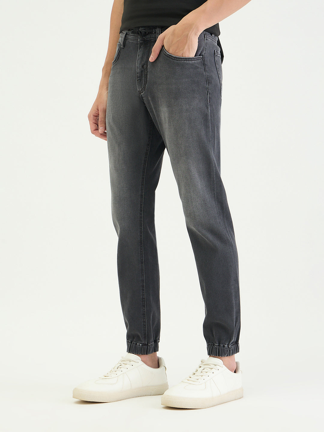 Antony Morato Men Skinny Fit Charcoal Grey Solid Jeans