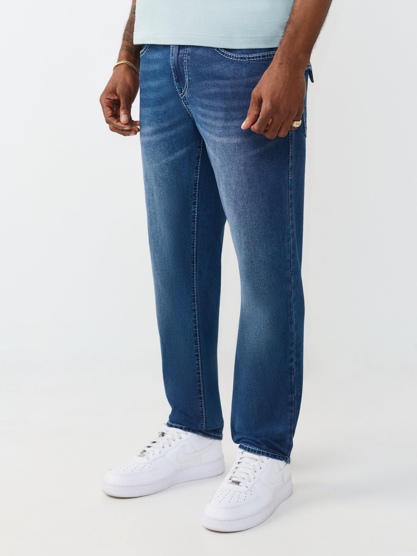 True Religion Men Blue Solid Slim Fit Stretchable Big T Geno Jeans