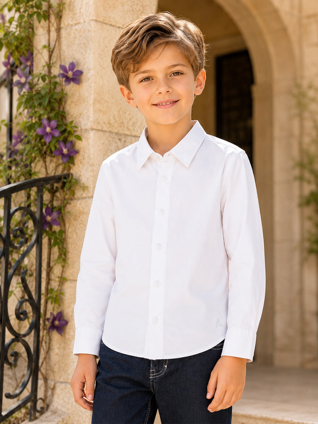 Blue Giraffe Boys White Solid Regular Fit Pure Cotton Shirt