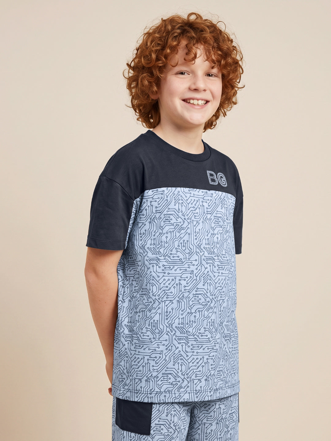 Blue Giraffe Boy White Printed Boxy Fit Cotton T-Shirt