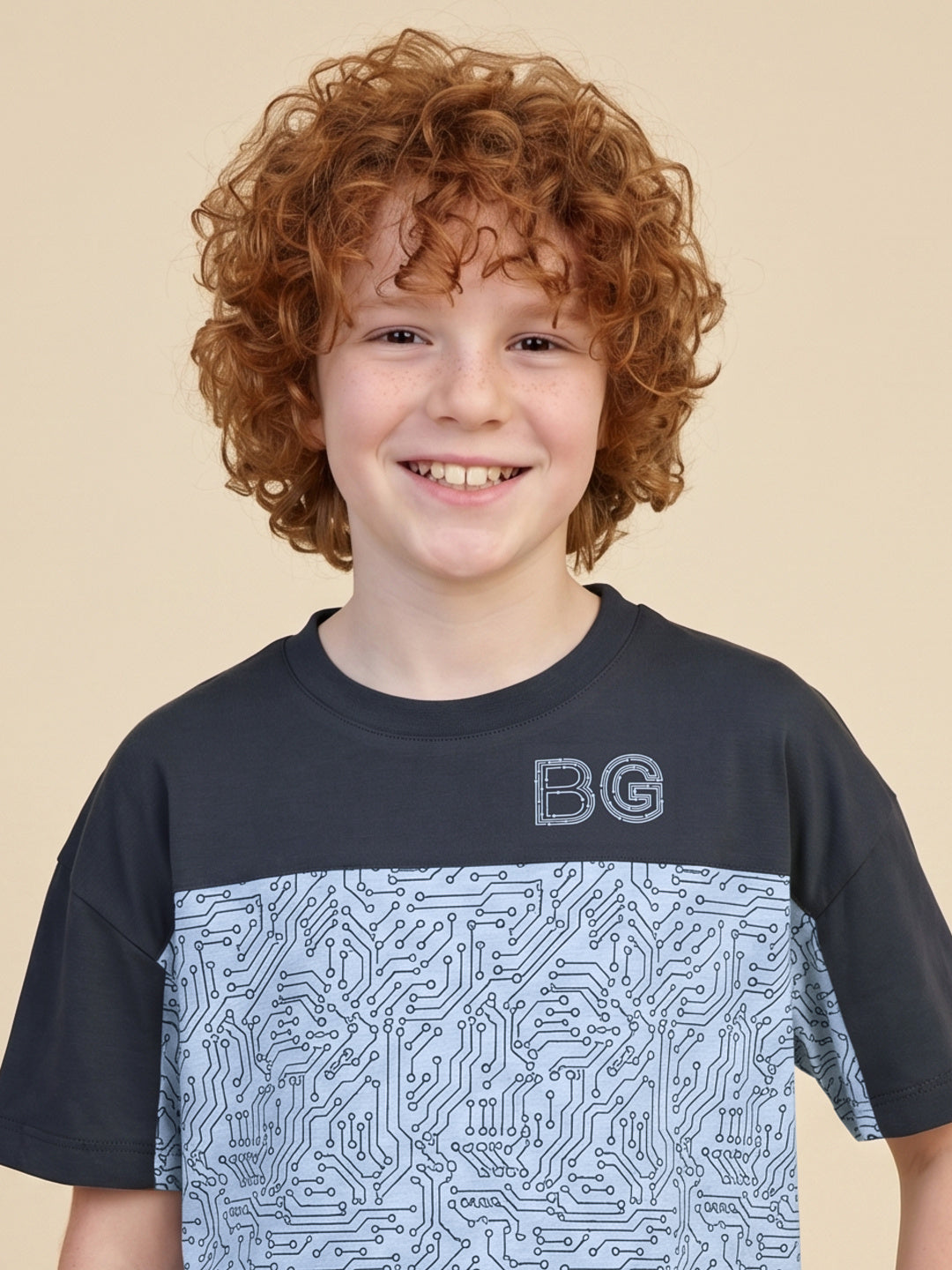 Blue Giraffe Boy White Printed Boxy Fit Cotton T-Shirt