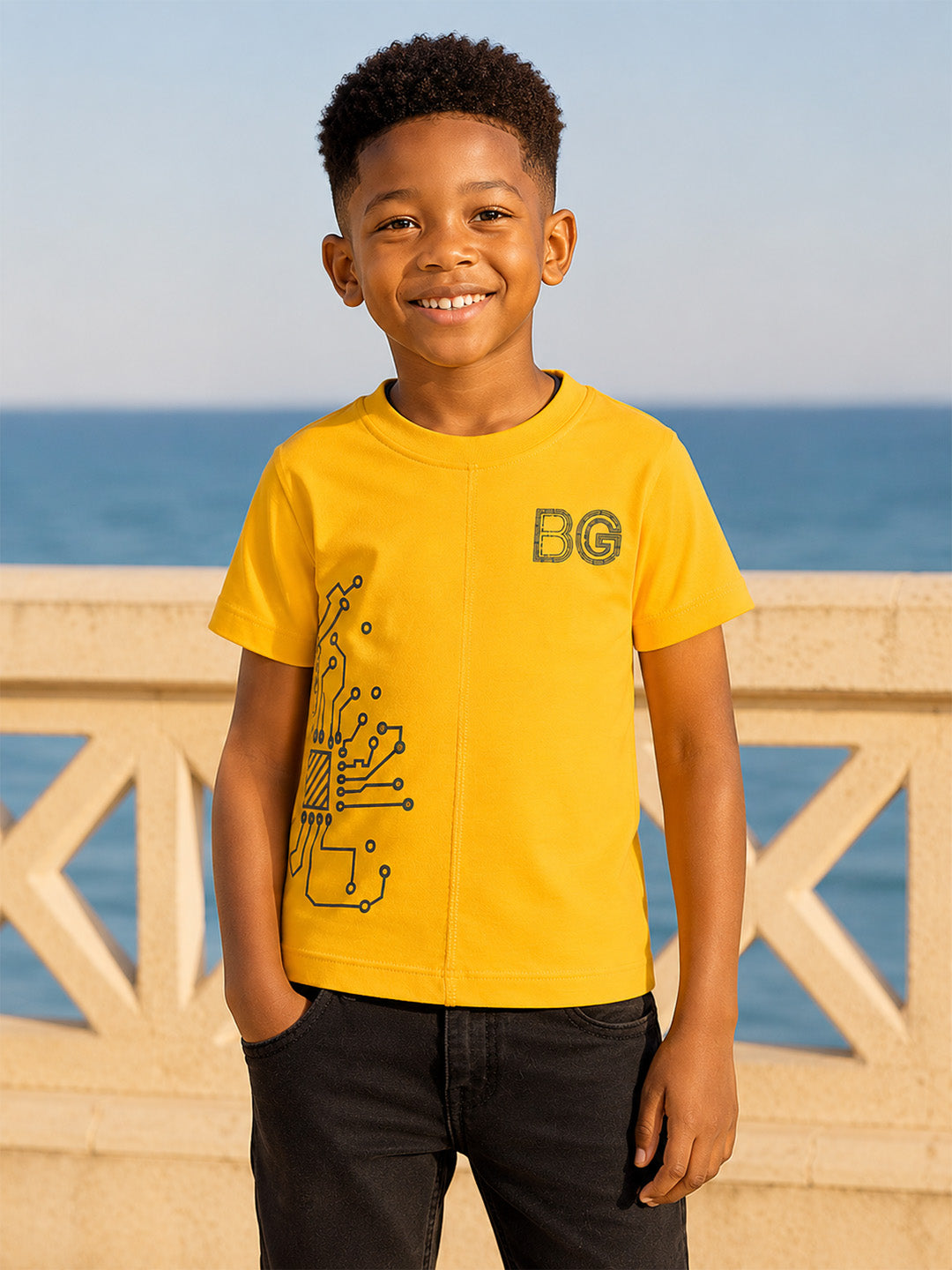 Blue Giraffe Boys Yellow Printed Regular Fit Pure Cotton T-Shirt