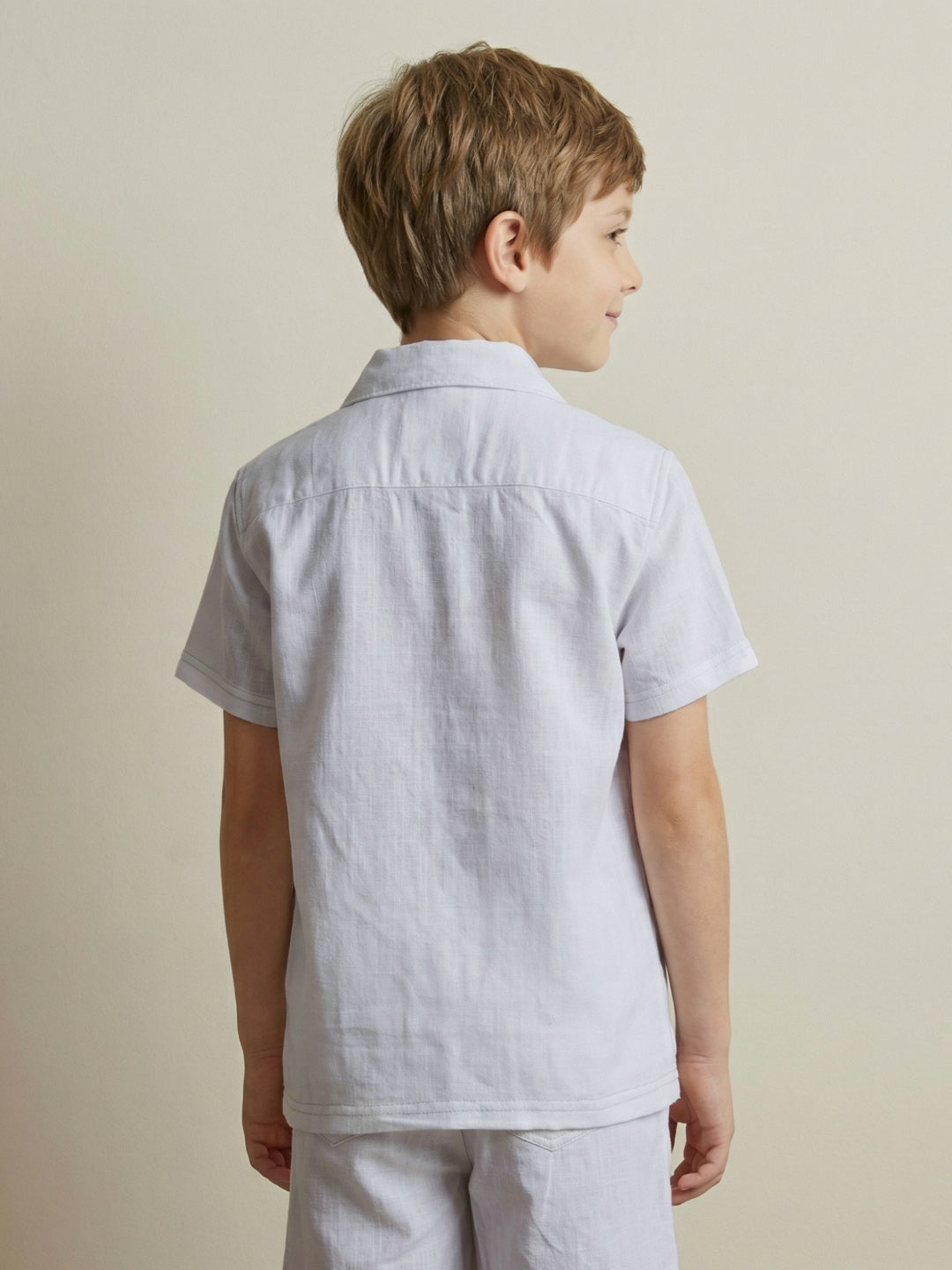 Blue Giraffe Boy White Cotton Shirt