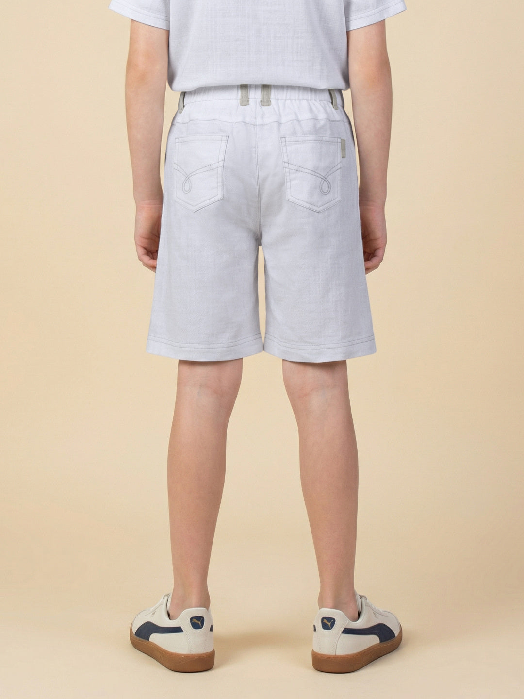 Blue Giraffe Boys White Solid Regular Fit Pure Cotton Shorts