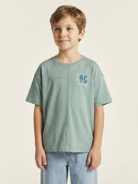 Blue Giraffe Boy Green Cotton T-Shirt