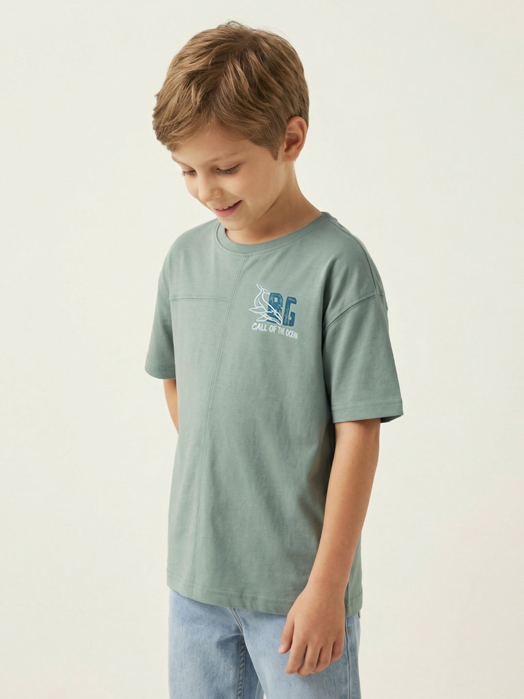Blue Giraffe Boy Green Cotton T-Shirt
