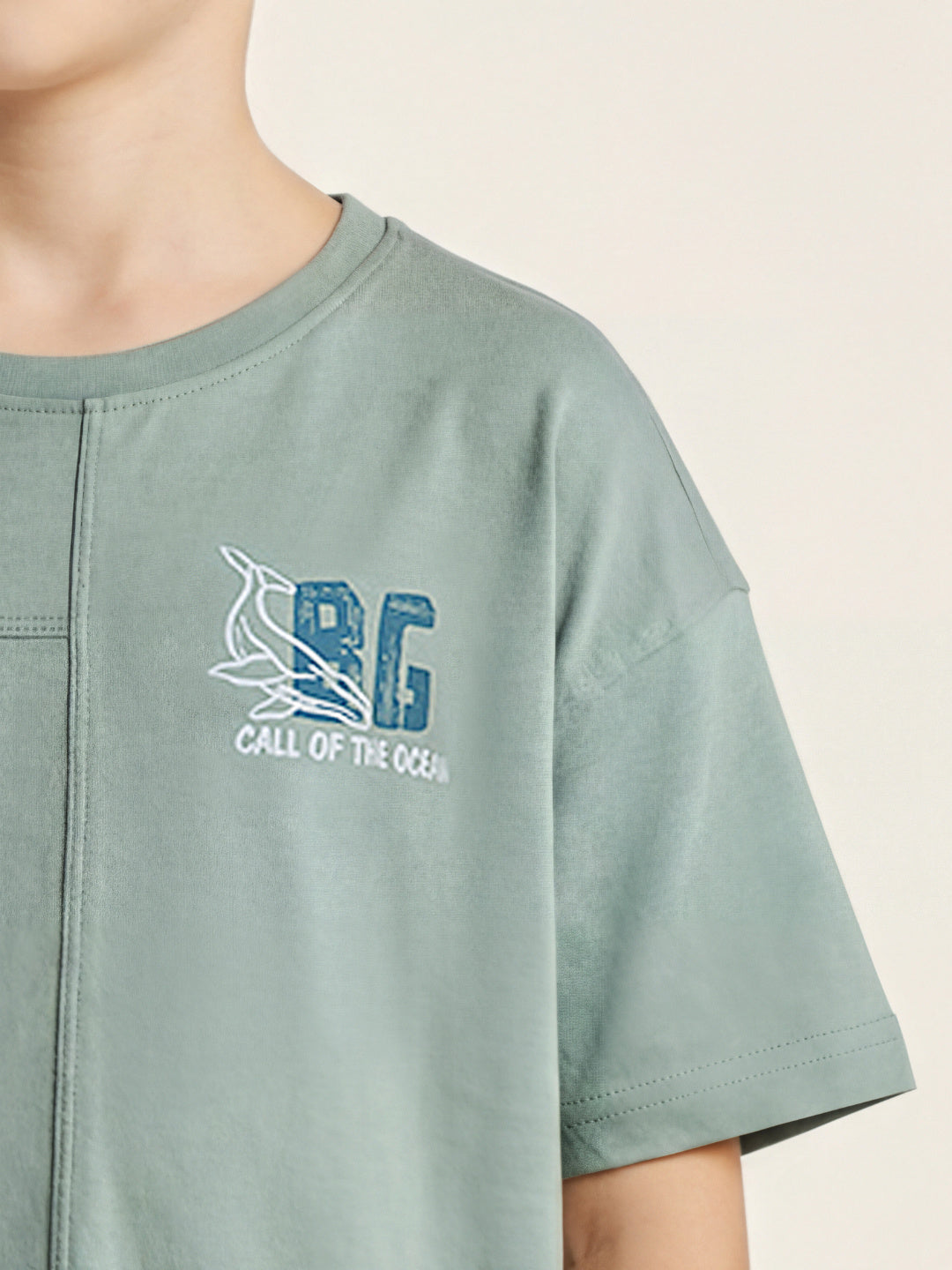 Blue Giraffe Boy Green Cotton T-Shirt