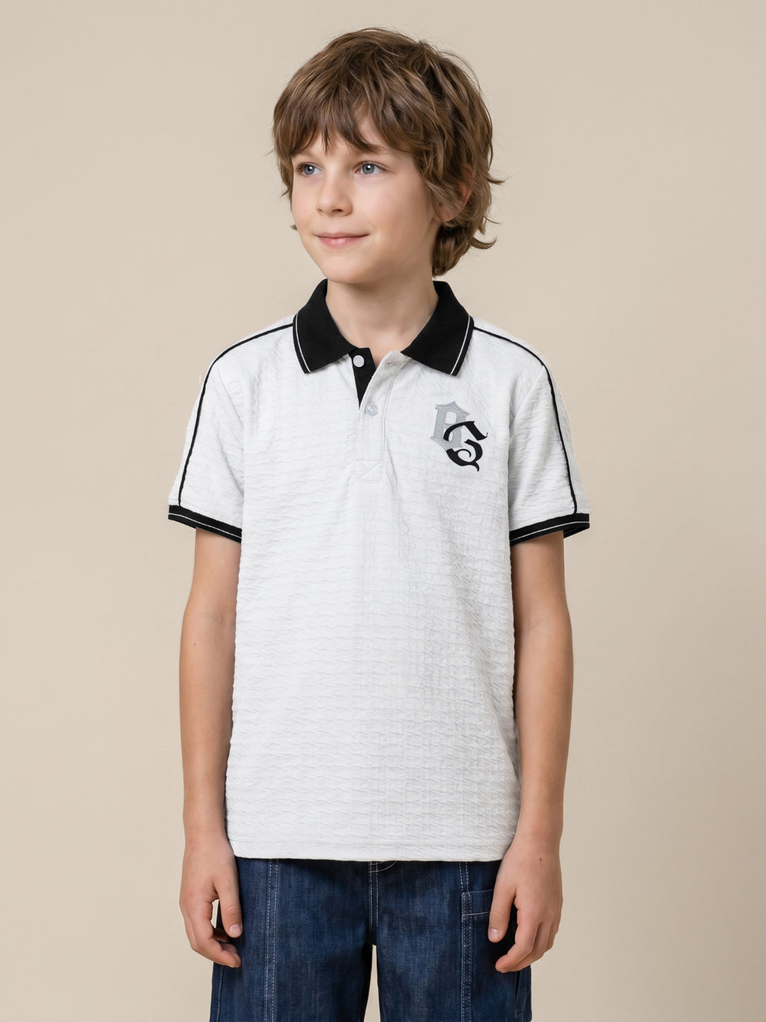 Blue Giraffe White Solid Boys Polo T-Shirt