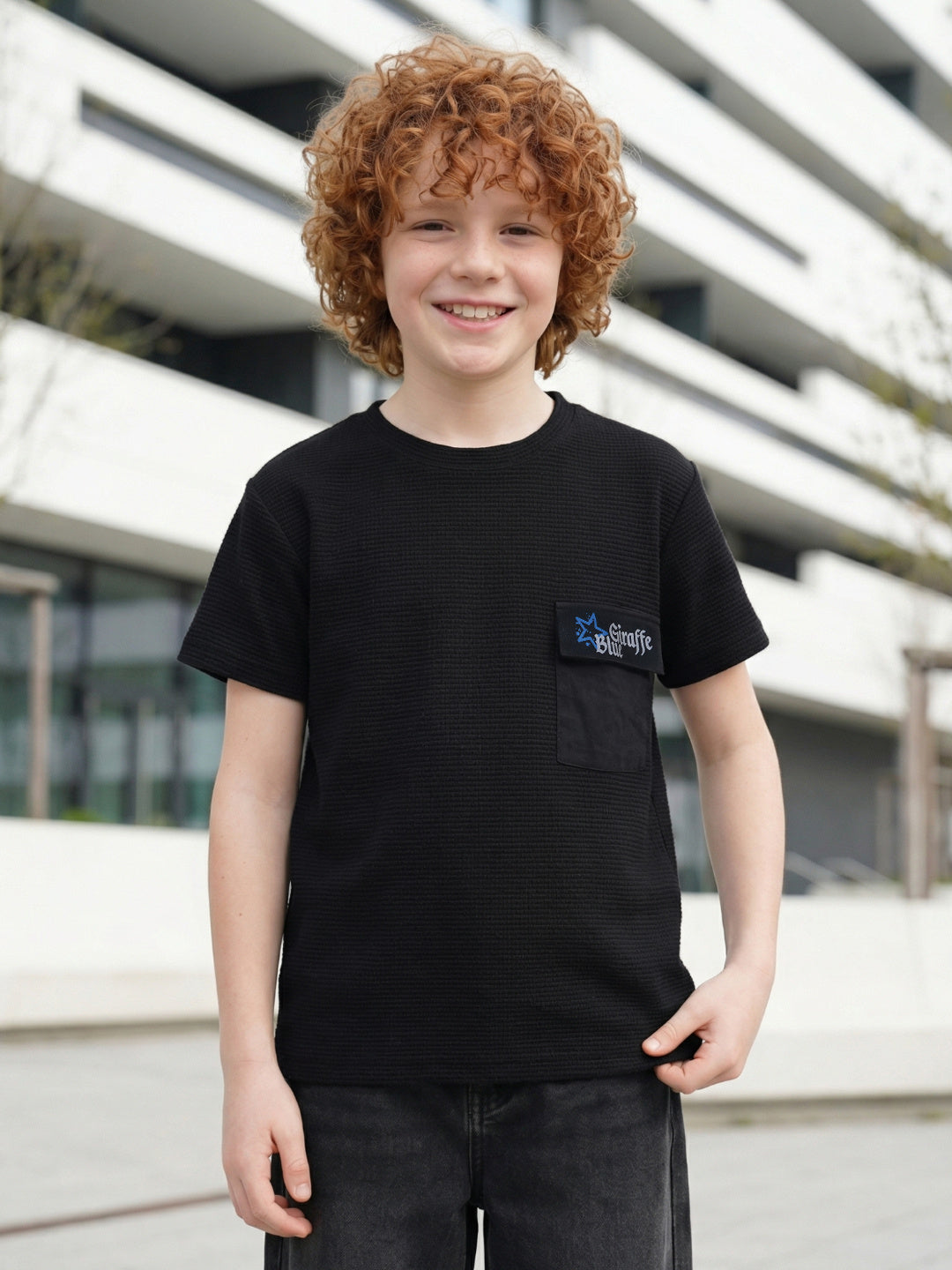 Blue Giraffe Boys Black Solid Regular Fit T-Shirt