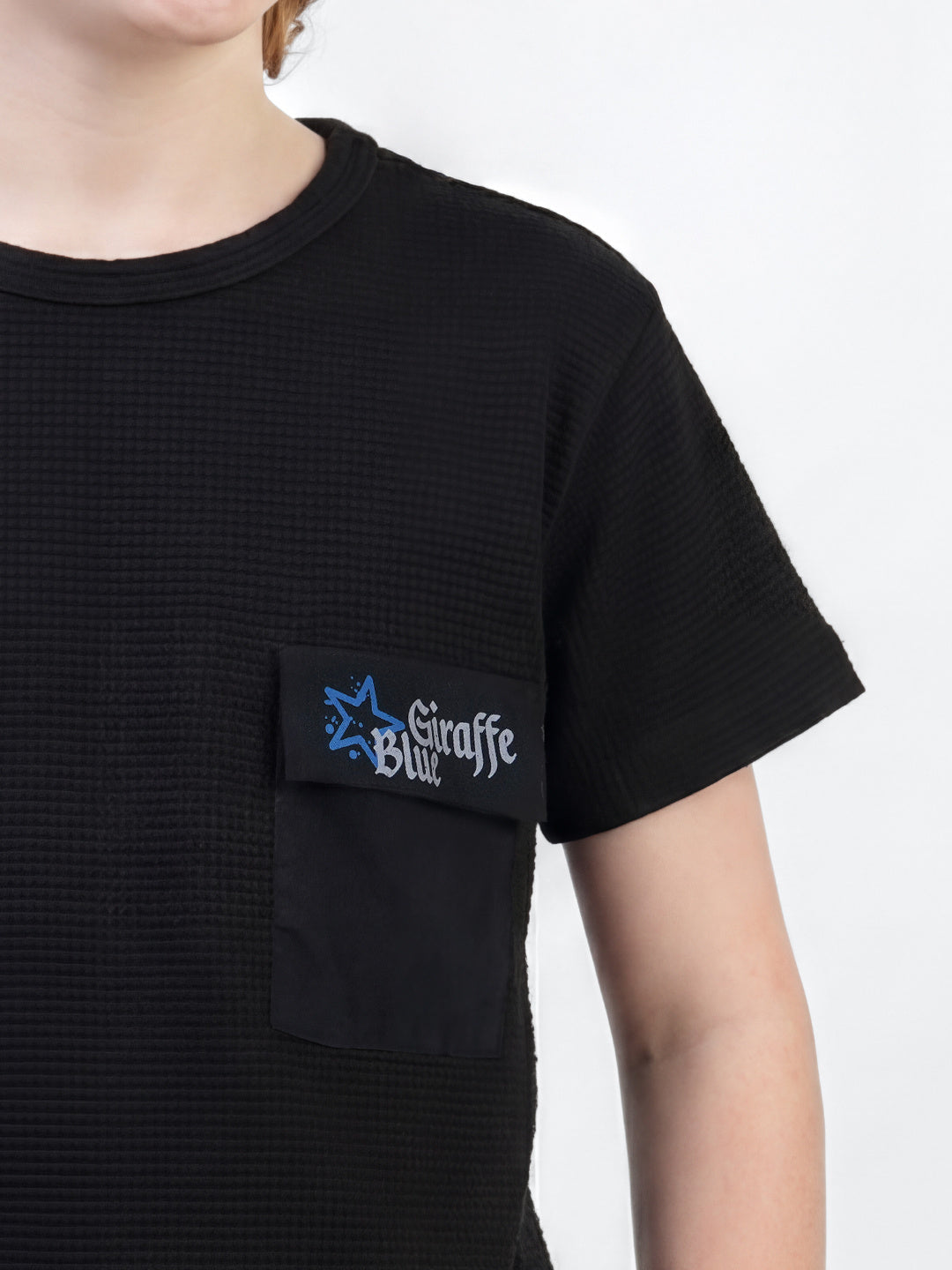 Blue Giraffe Boys Black Solid Regular Fit T-Shirt
