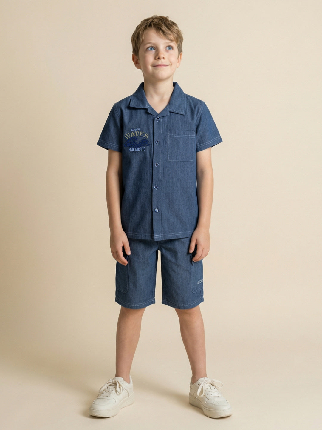 Blue Giraffe Boys Blue Printed Regular Fit Shirt