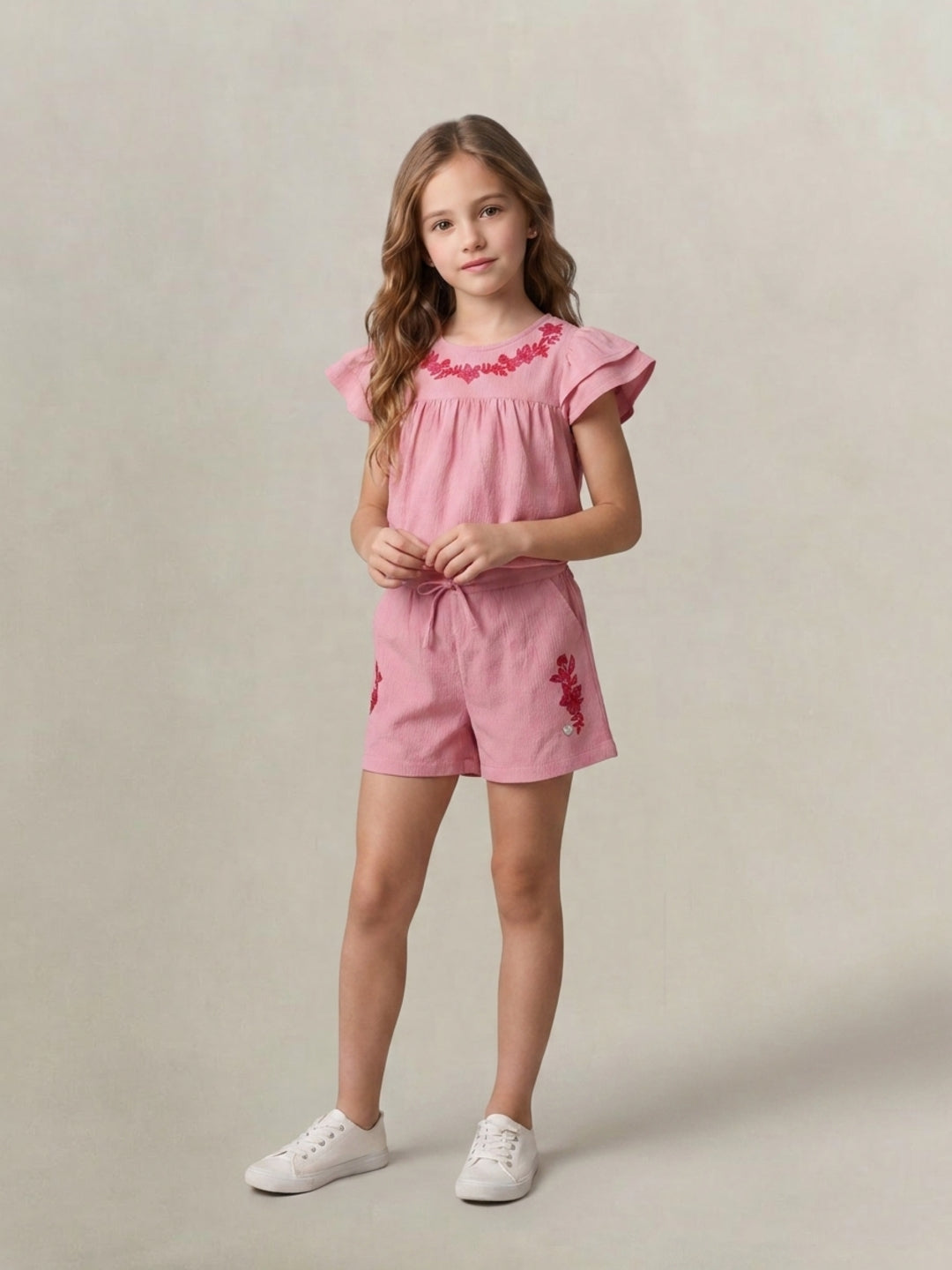 Blue Giraffe Pink Cotton Solid Girls Shorts