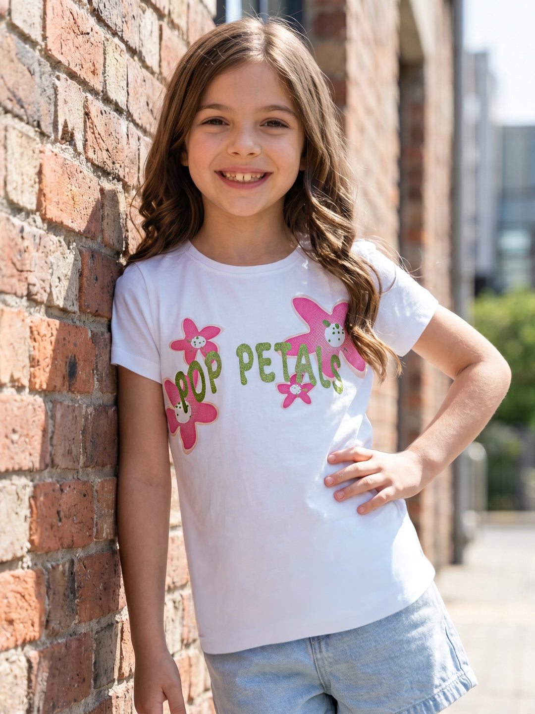 Blue Giraffe White Cotton Solid Girls T Shirt