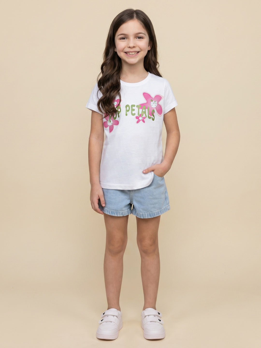 Blue Giraffe White Cotton Solid Girls T Shirt
