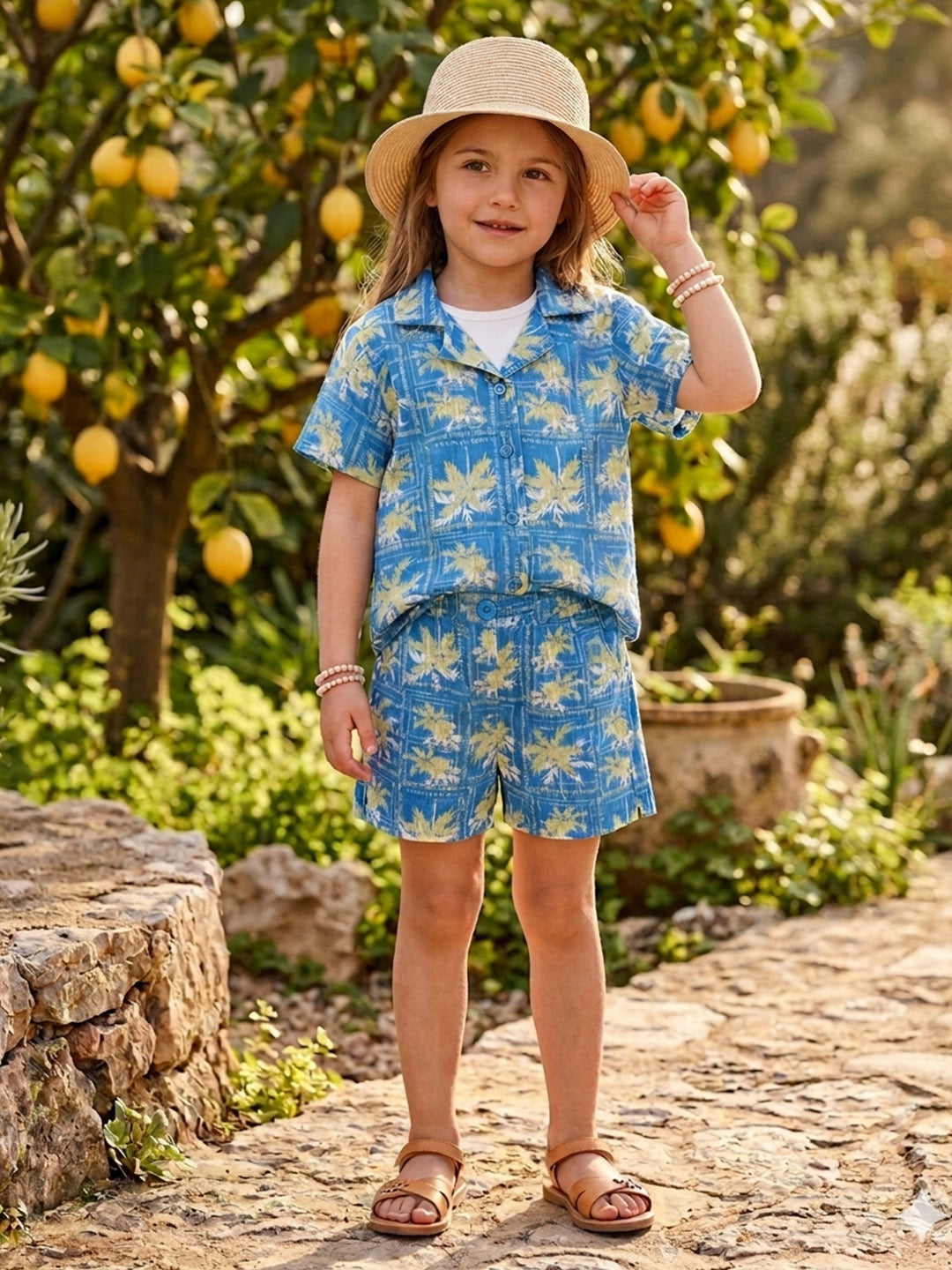 Blue Giraffe Girls Marine Blue Printed Regular Fit Pure Cotton Shorts