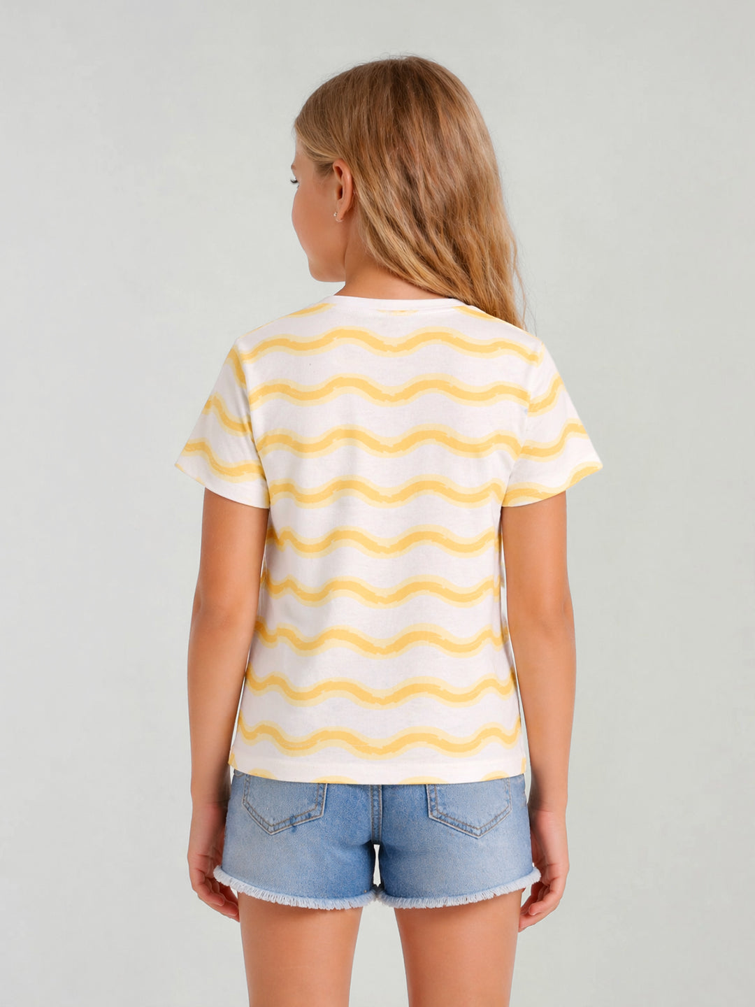 Blue Giraffe Girls Yellow Printed Regular Fit Pure Cotton T-Shirt
