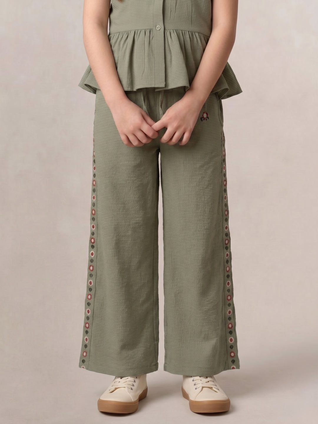 Elle Girls Green Embroidered Regular Fit Trouser