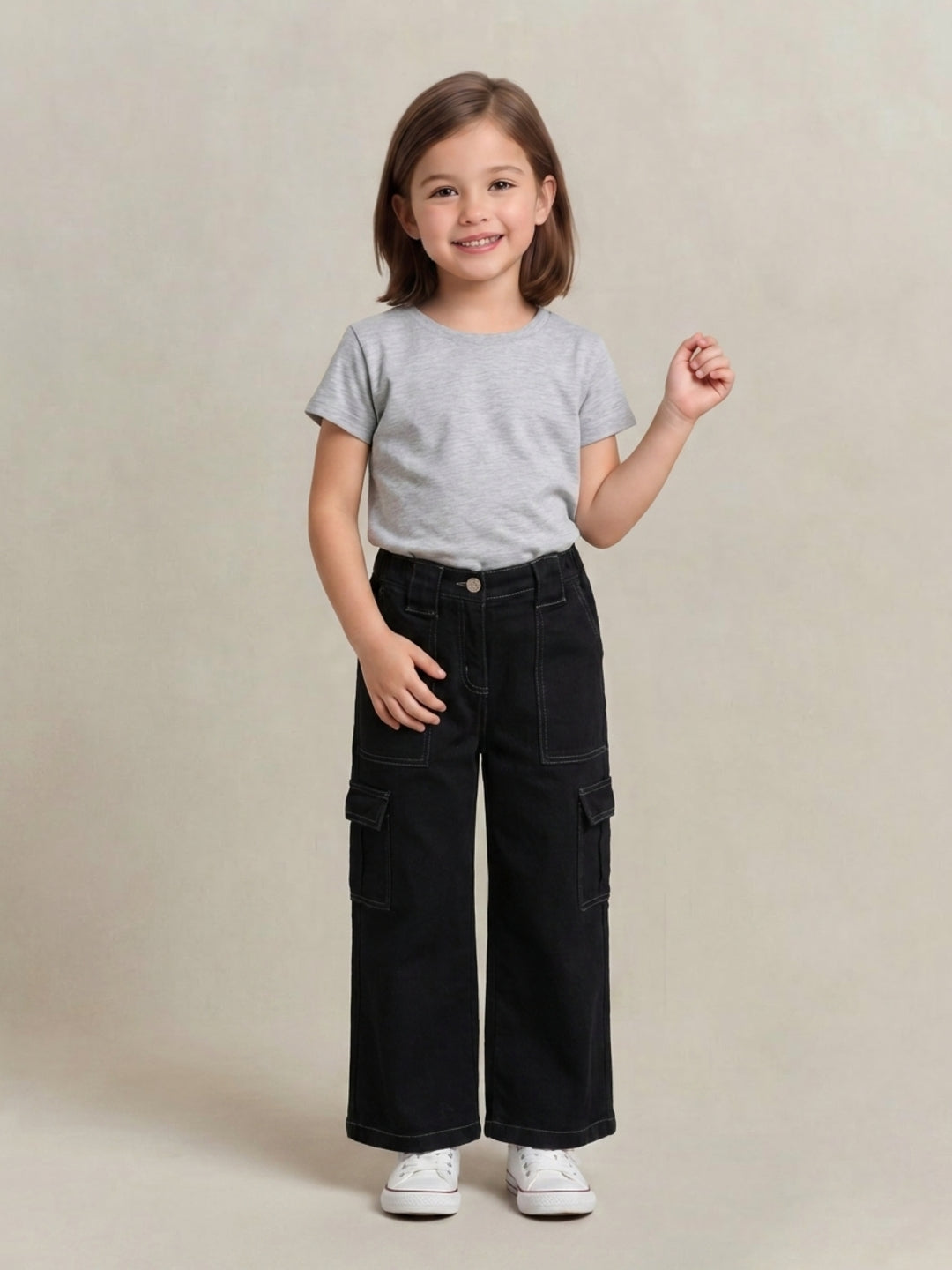Elle Girls Black Solid Stretchable Cargo Fit Jeans