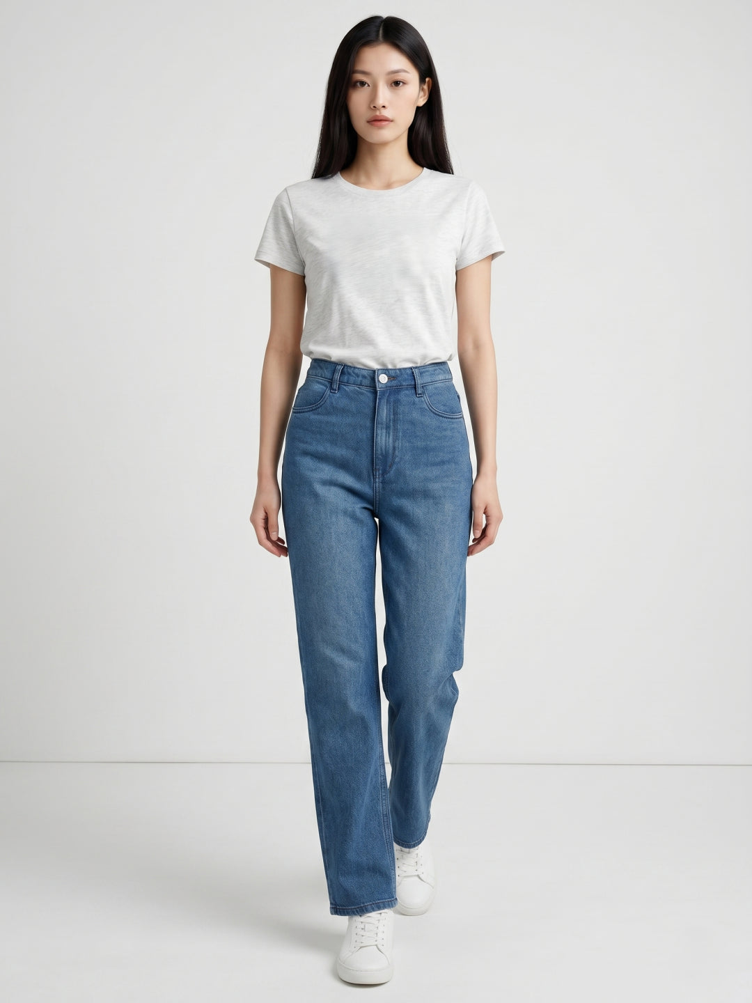 Elle Women Blue Solid Straight Fit Jeans