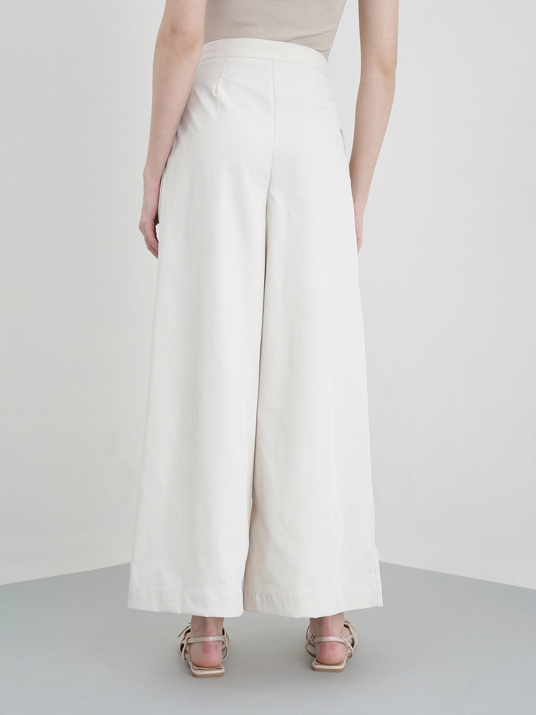 ELLE Women Cream Solid Pants