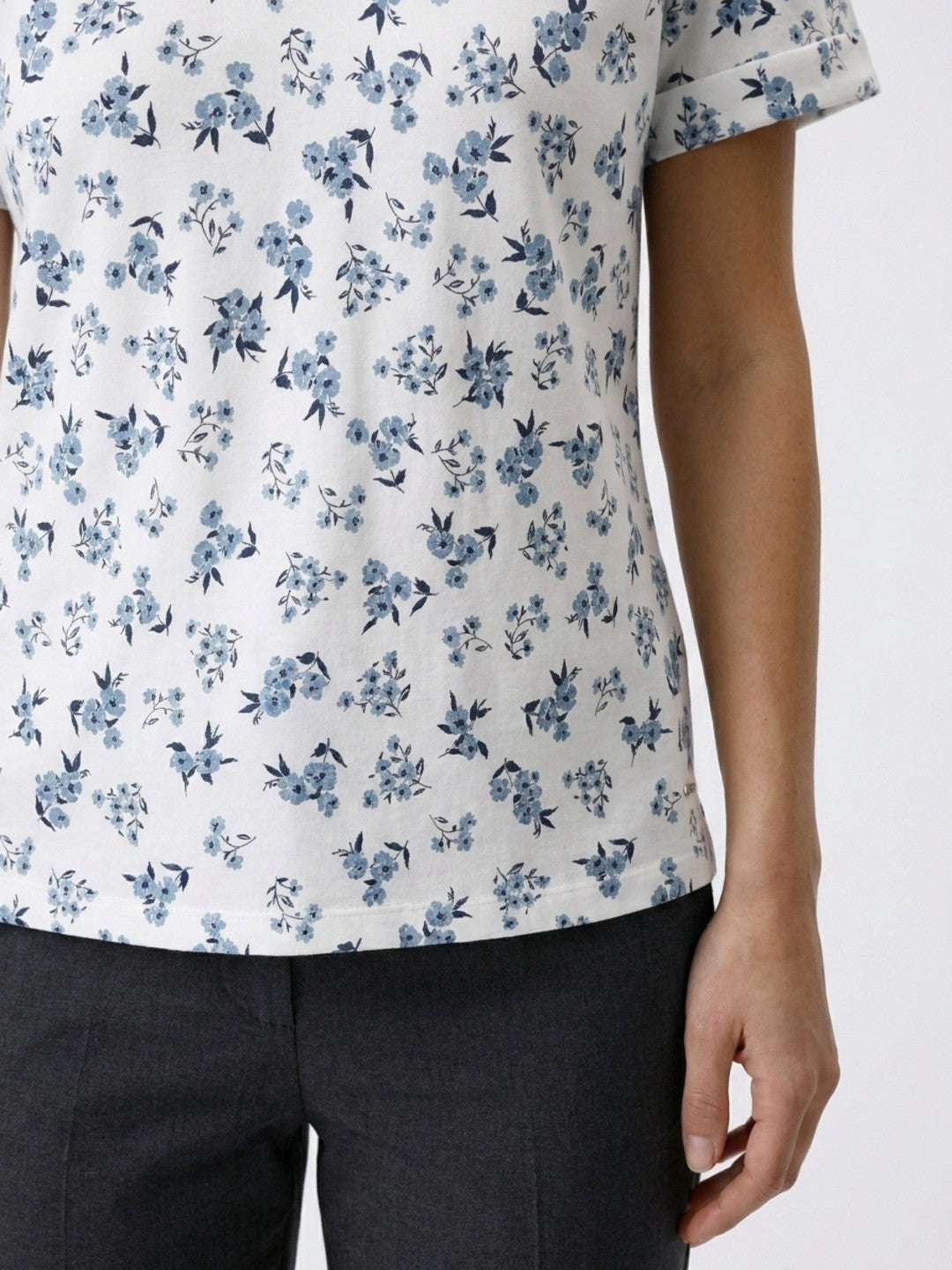 Elle Multi Cotton Printed Women Regular Fit T Shirt