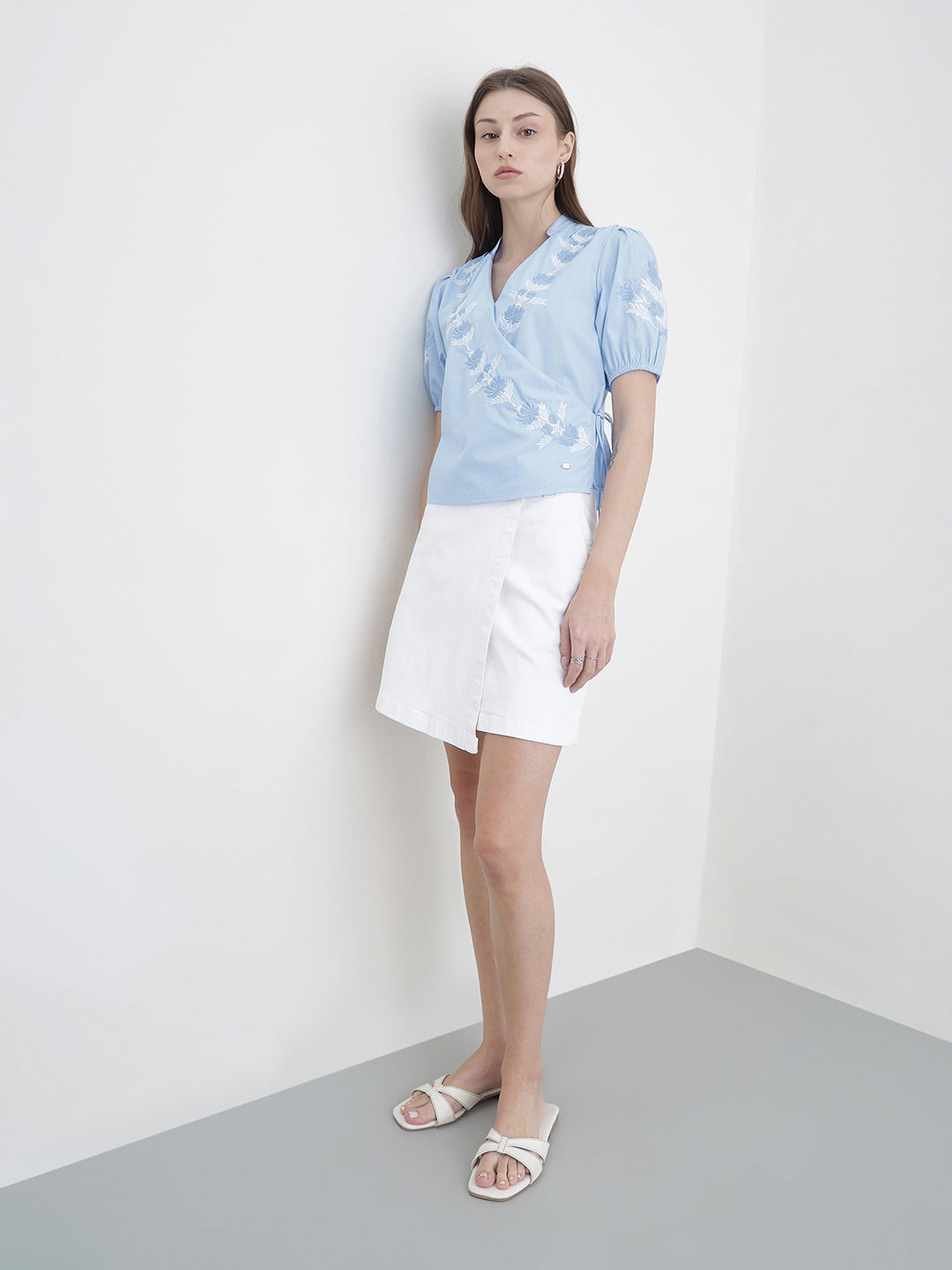 ELLE Women Blue Floral Top