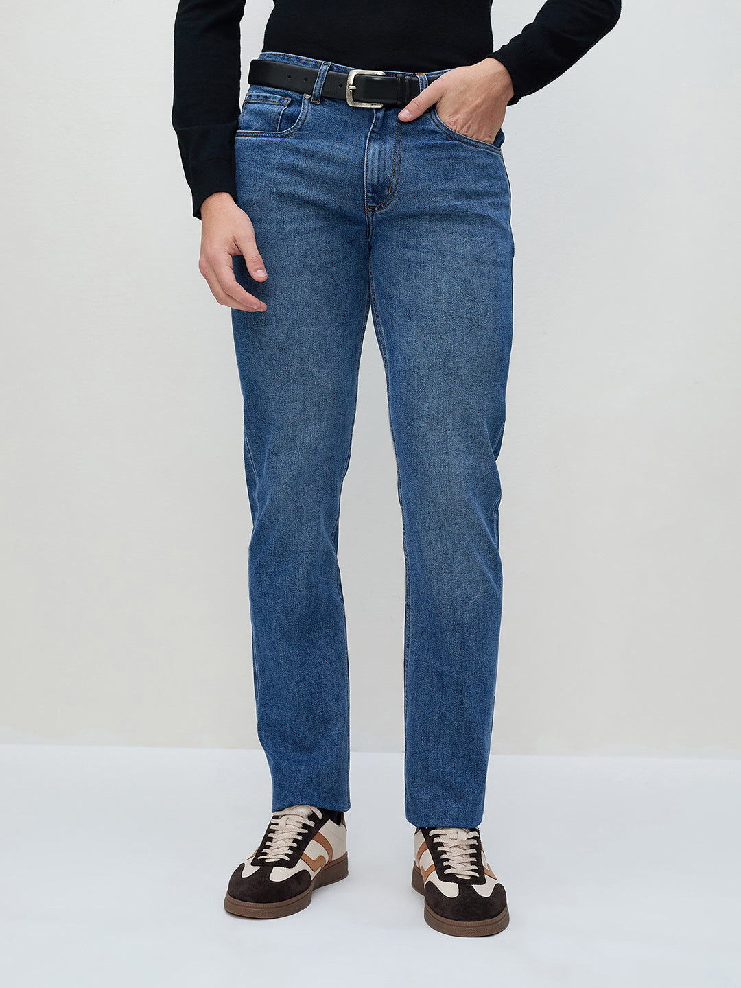 Shop ICONIC Men Blue Regular Fit Jeans – Iconic India