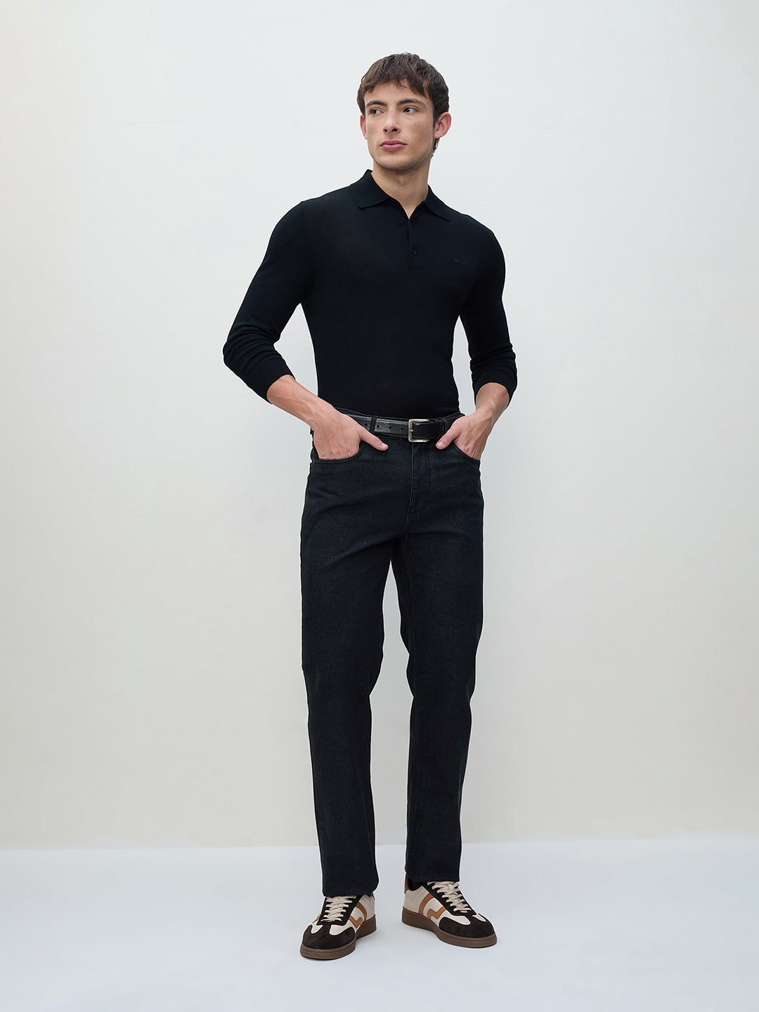 ICONIC Men Black Regular Fit Jeans