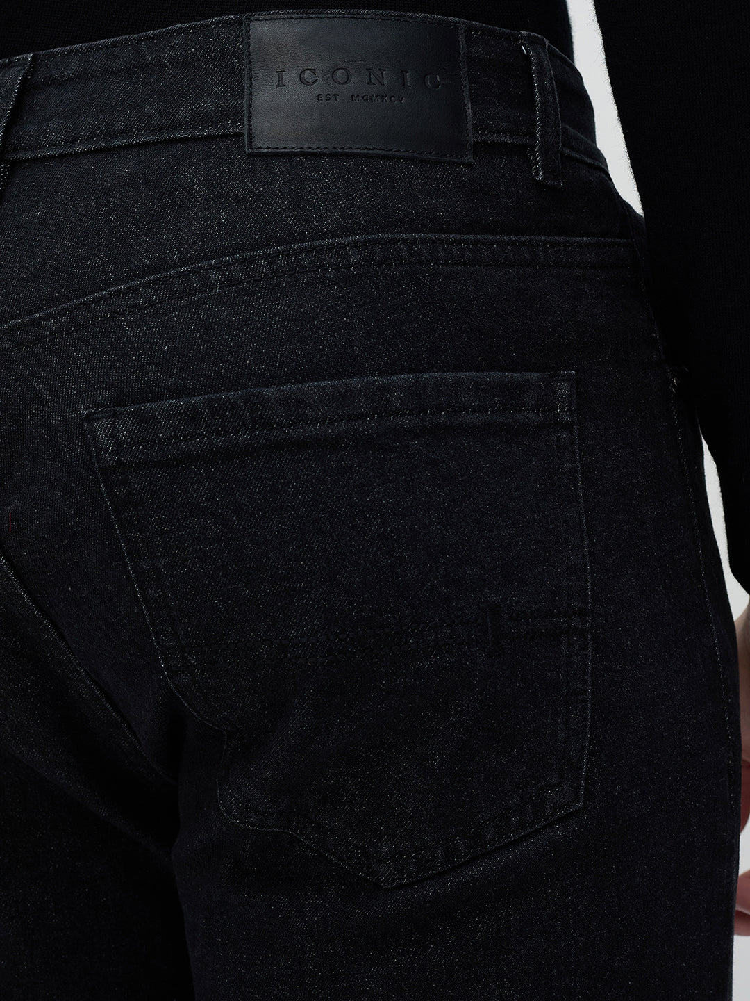 ICONIC Men Black Regular Fit Jeans