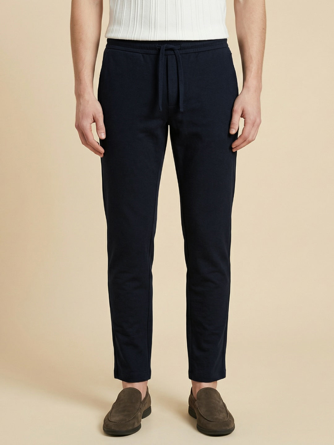 Iconic Men Black Solid Straight Fit Mid Rise Trouser