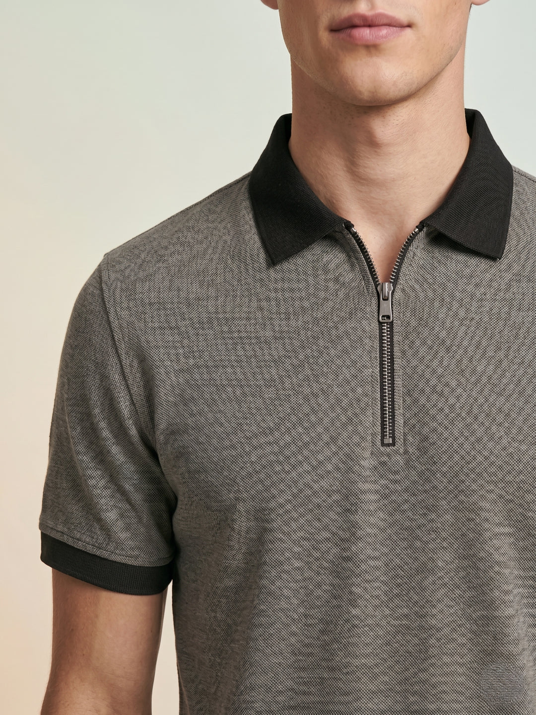 Iconic Men Green Textured Regular Fit Polo T-Shirt